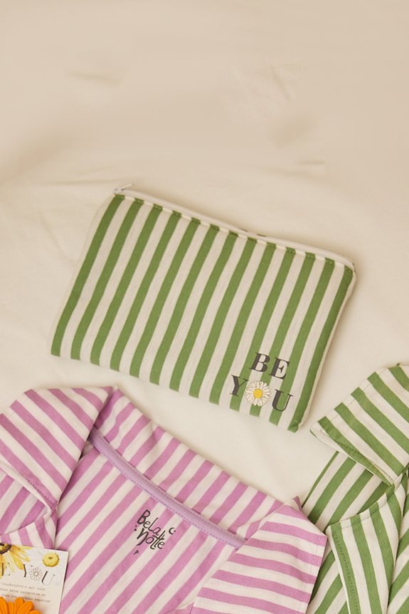 01 necessaire essencia comfy verde